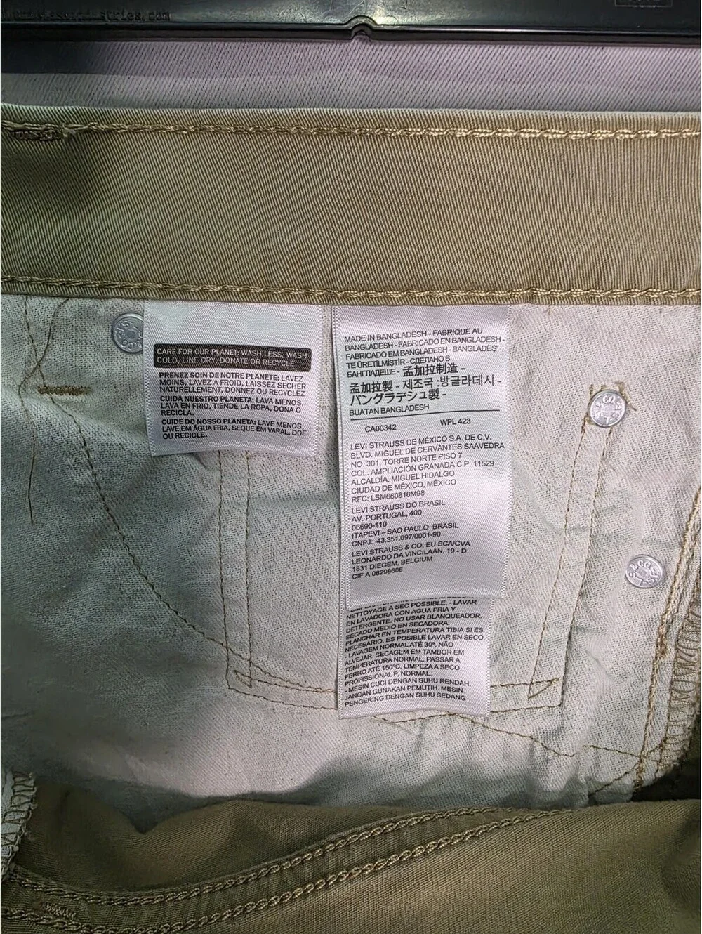 LEVI 511 Slim Fit Stretch Twill Mens Size 36/30 Beige Super Clean Fast Shipping